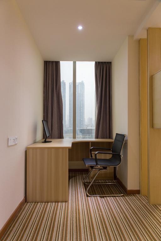 Yu Ting Hotel - Dong Chen Hotel Branch 広州 エクステリア 写真
